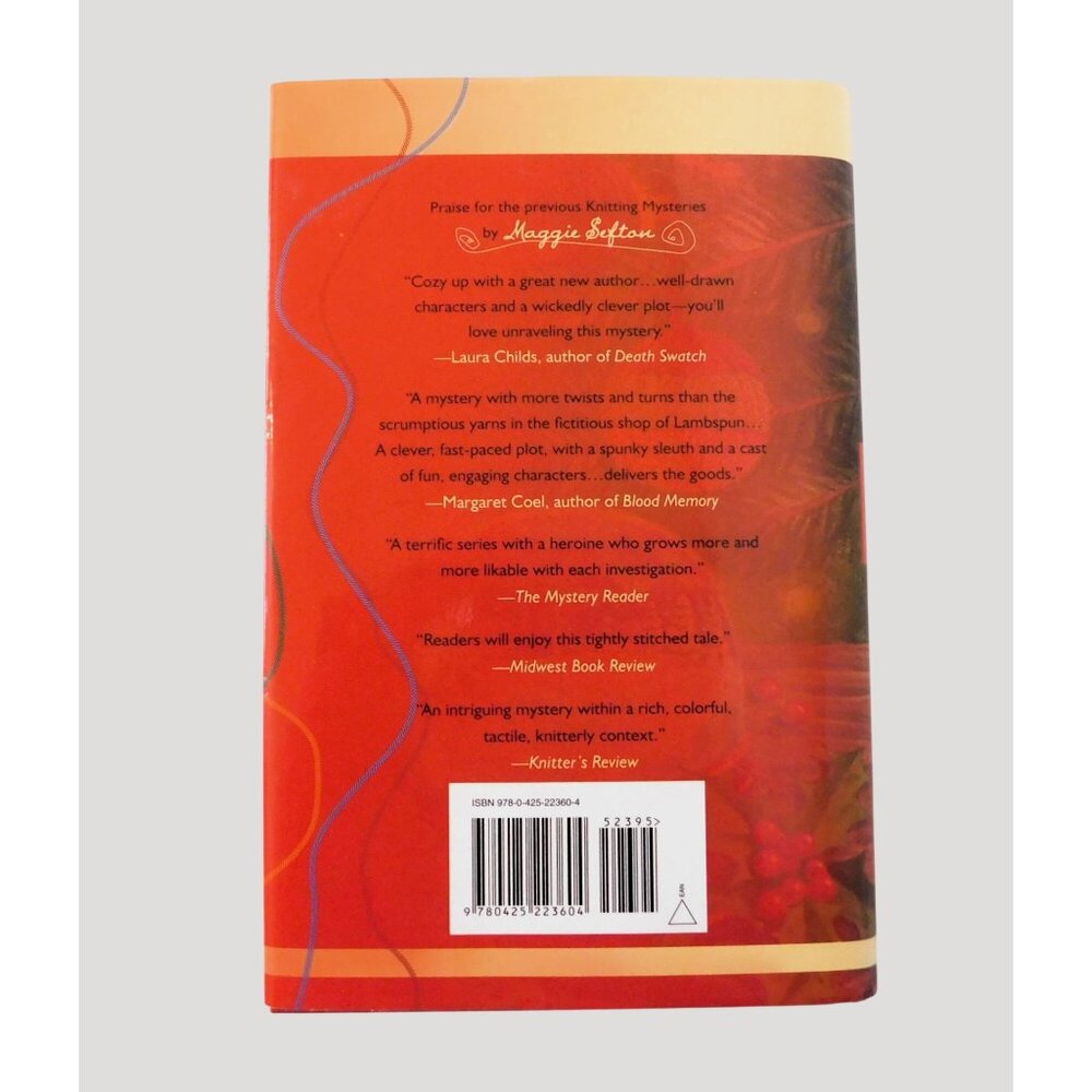 Fleece Navidad By Maggie Sefton 1st Ed 2008 Knitting Mystery Hardcover Jacket - Picture 2 of 4